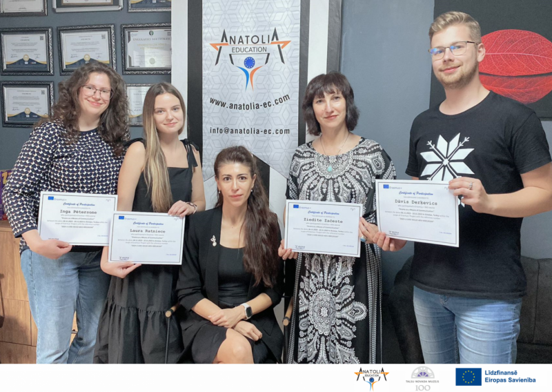 Talsu novada muzeja speciālisti izglītojas Erasmus+ projektā par drāmas metodēm kultūras mantojuma apguvei