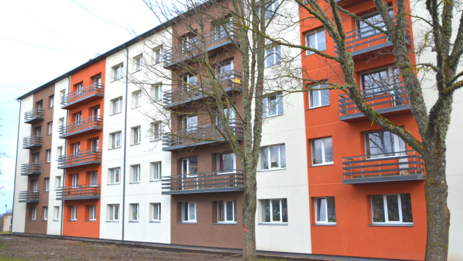 Daudzzīvokļu nams