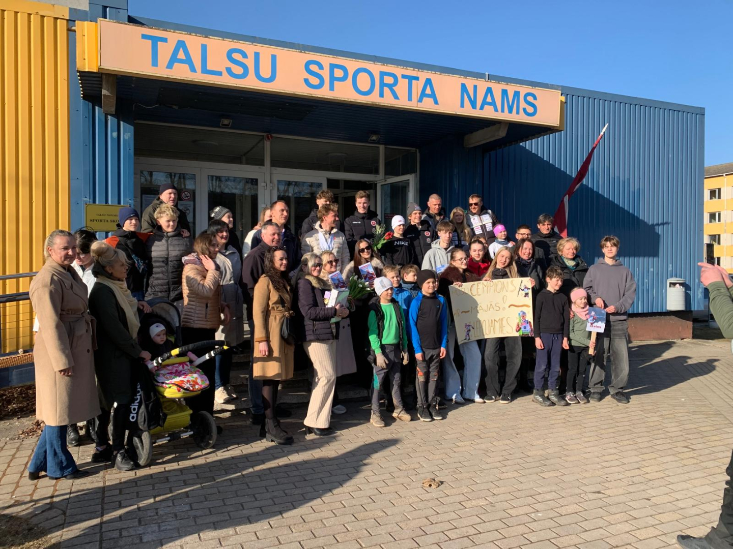 Pasaules junioru čempionāta biatlonā dalībnieku sagaidīšana