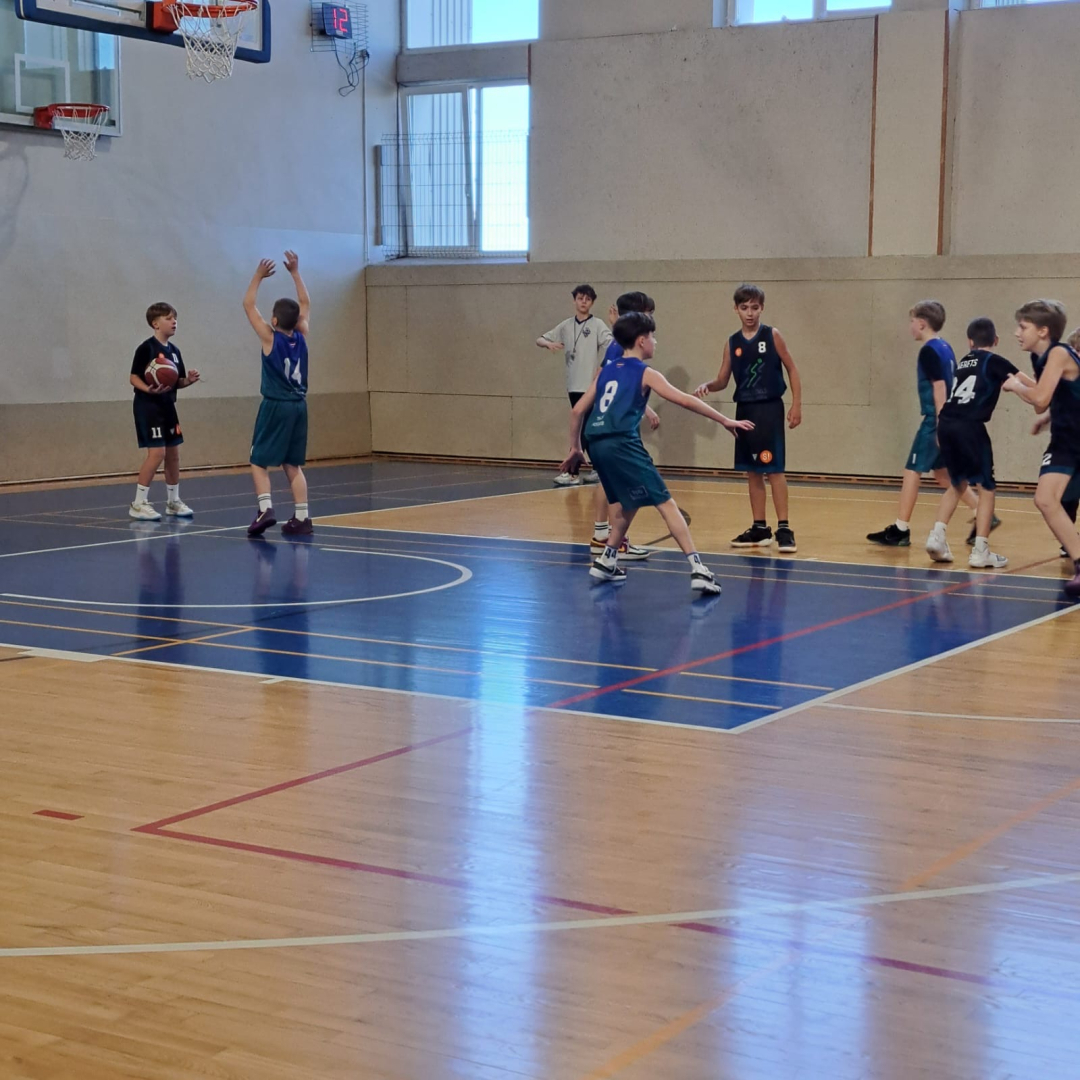 U12 basketbola spēle
