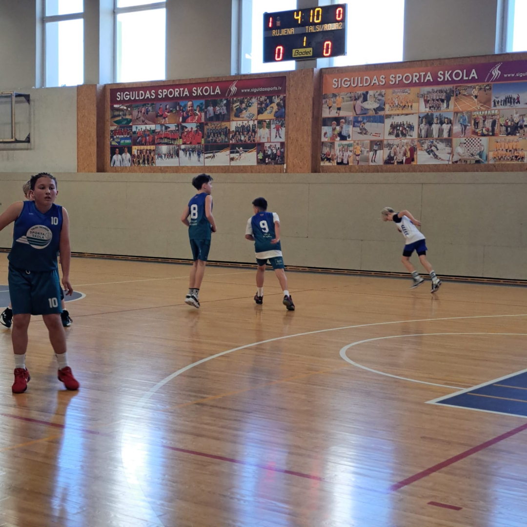 U12 basketbola spēle
