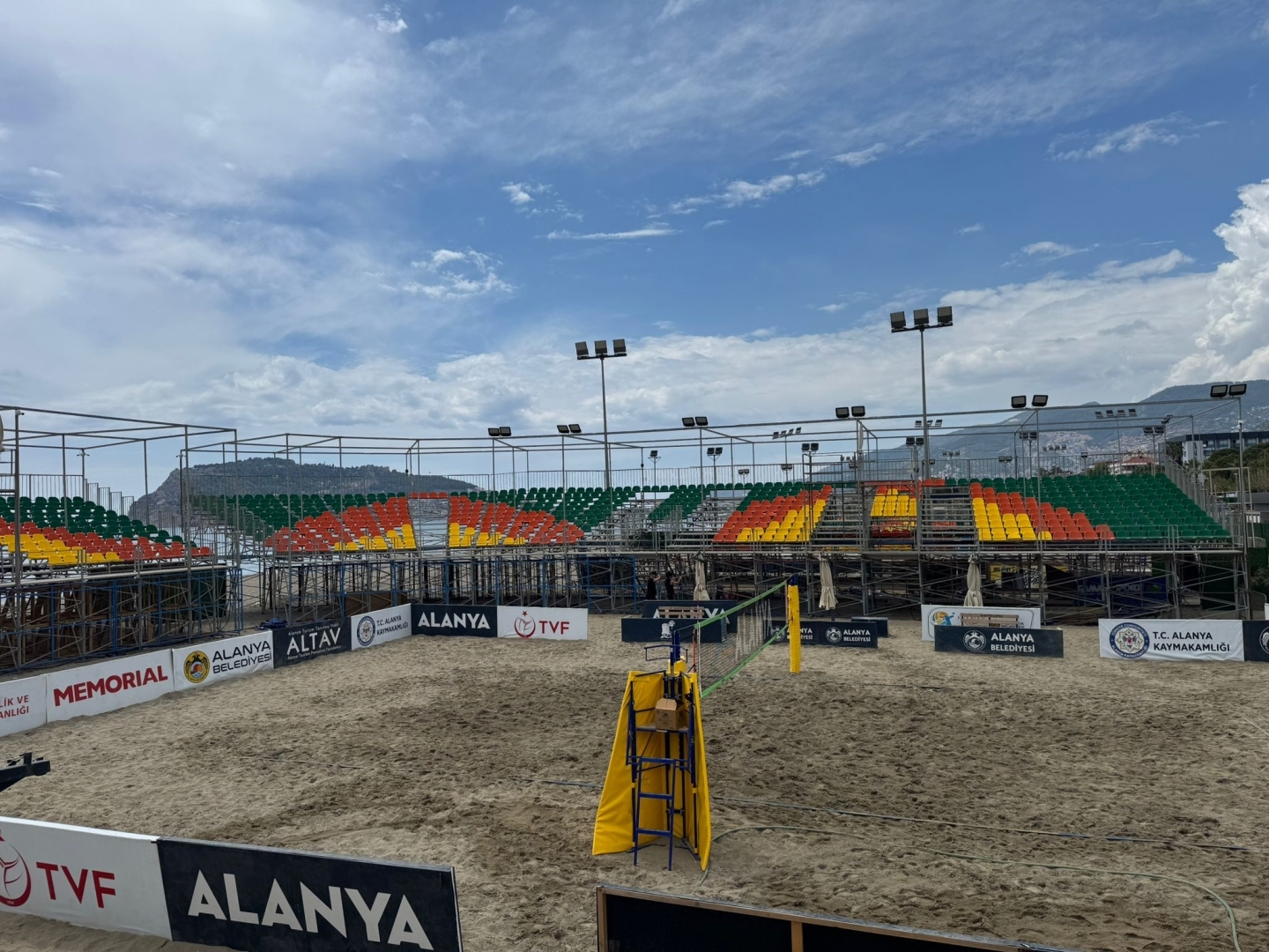 Alānijas Starptautiskais pludmales sporta veidu centrs
