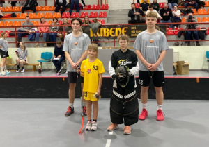 Florbola spēles U10 meitenēm Kocēnos