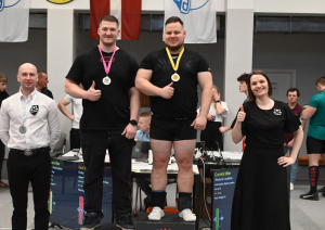 Dundagas sporta klubam „Dandijs” godalgas Vidzemes čempionātā spēka trīscīņā
