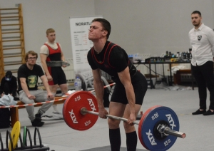 Sporta kluba „Dandijs” sportisti Latvijas čempionātā jauniešiem un junioriem spēka trīscīņā
