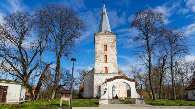 Dundagas luterāņu baznīcas