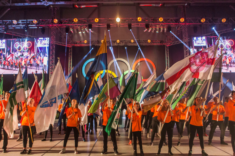 Latvijas Jaunatnes olimpiādes 2026 lāpas ceļojuma attēls