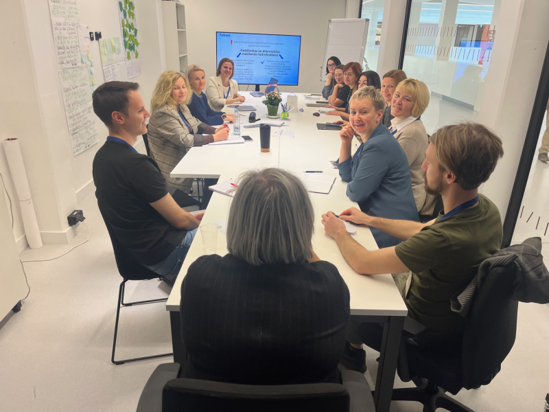 Četras Talsu novada skolas iesaistās „Mācīšanās iedziļinoties izglītības tīklojums” profesionālajā kopienā