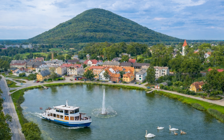 Talsos plānots veidot desmito pakalnu