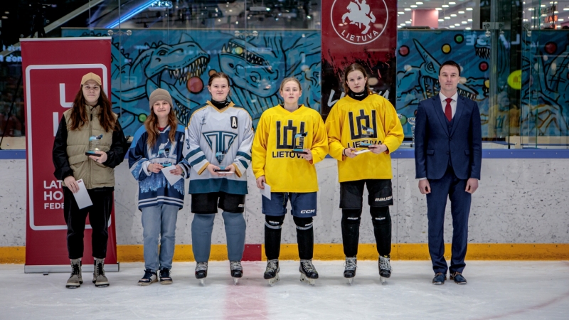 alsu sieviešu hokeja komanda izcīna sudraba medaļu Baltijas un Latvijas sieviešu hokeja čempionāta B grupā