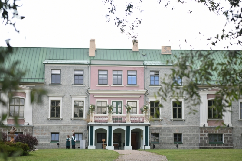 Labiekārtots Talsu novada muzeja parks