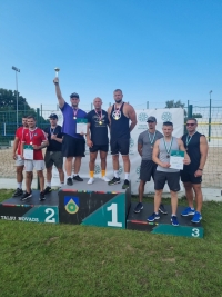 Talsu novada sporta spēļu 2023 vasaras posma dalībnieki uz pjedestāla
