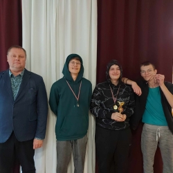 Mērsraga vidusskolas kausa izcīņa dambretē
