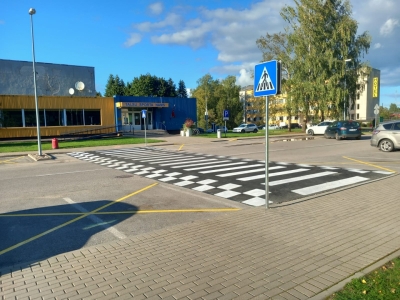 Ātrumvalnis pie Talsu Sporta nama