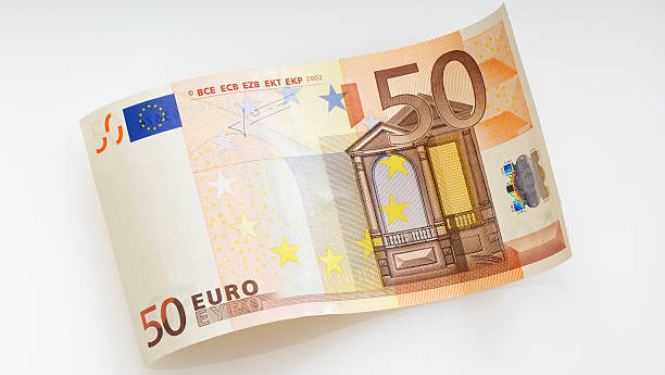50 EUR