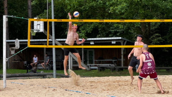 Aizvadīts Talsu novada čempionāts pludmales volejbolā 