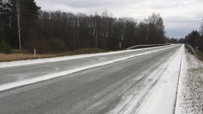 Ceļš ziemā. Ilustratīvs attēls