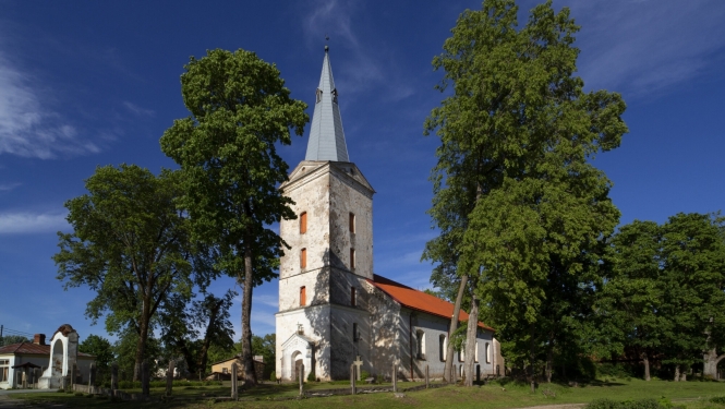 Dundagas luterāņu baznīca