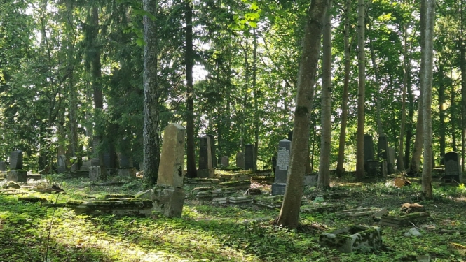 Ebreju kapi