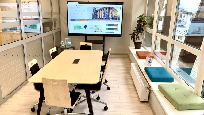 Talsu Galvenās bibliotēkas klusā lasītava