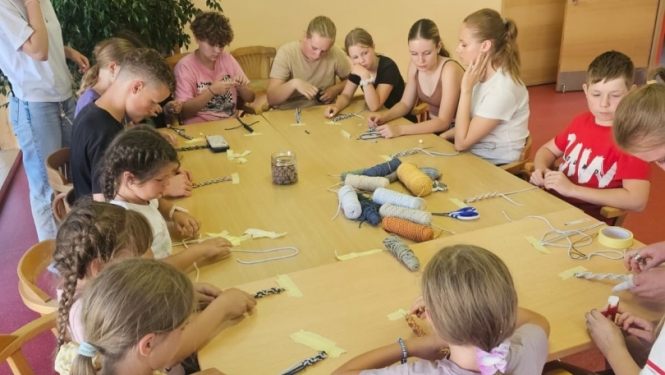 Nometne ukraiņu un latviešu bērniem