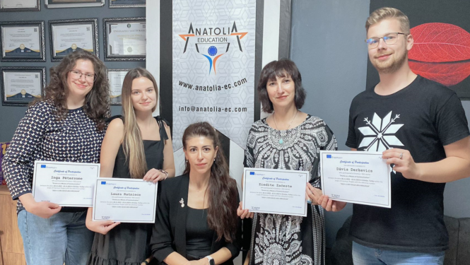 Talsu novada muzeja speciālisti izglītojas Erasmus+ projektā par drāmas metodēm kultūras mantojuma apguvei