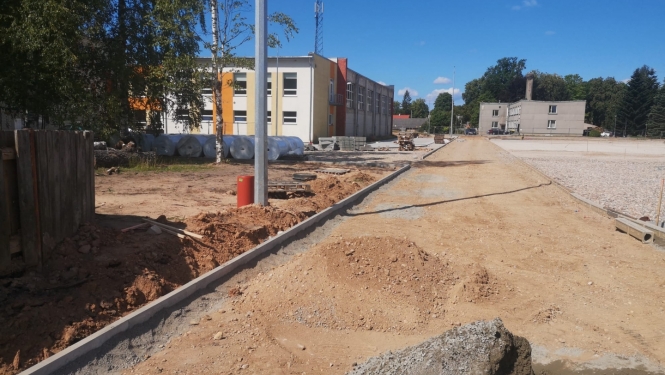 Valdemārpils vidusskolas sporta laukums