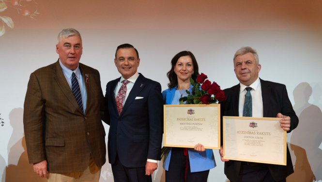 Ziemeļkurzemes reģionālās slimnīcas darbinieki saņem valsts līmeņa atzinību