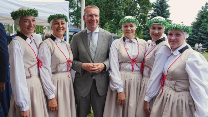 Ainažu jūras skolas muzeja svētkos piedalās arī Valdemārpils pārstāvji