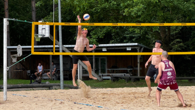 Aizvadīts Talsu novada čempionāts pludmales volejbolā 