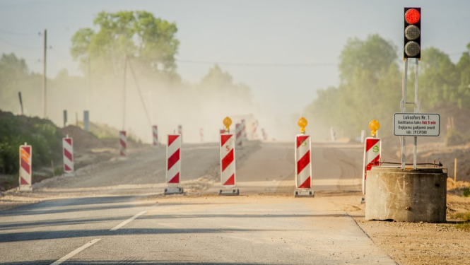Ceļa remontdarbi. Ilustratīvs attēls