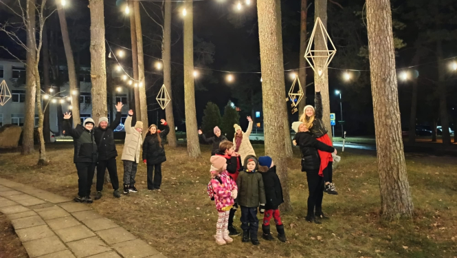 Gaismas dārzs Rojā