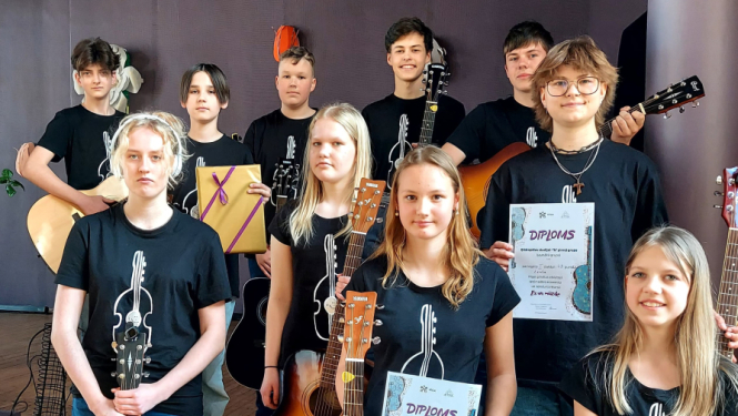 Talsu ģitārspēles studijai „N” 1. un 2. vieta konkursā „Es un mūzika” Rīgā