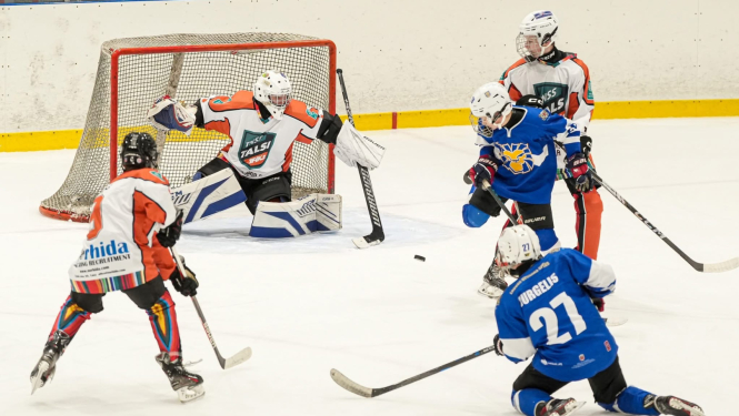 Hokeja spēle U14 grupai