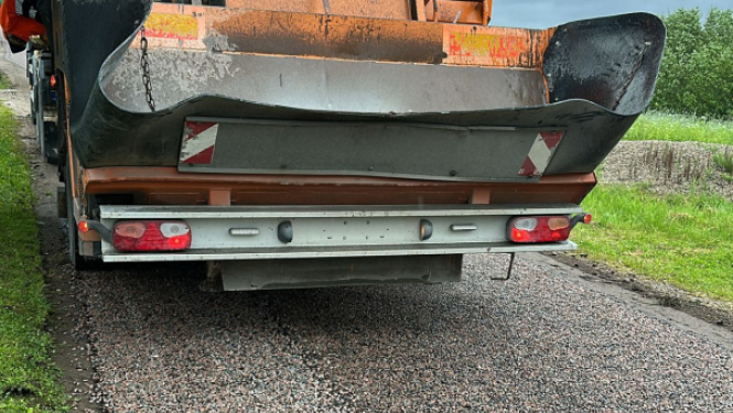 Dubultā asfalta seguma uzklāšanas darbi Talsos