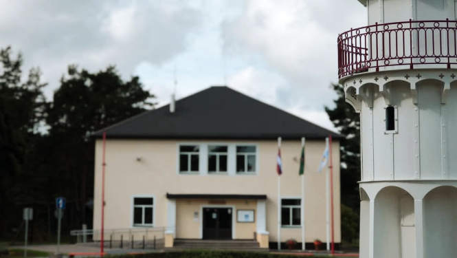 Mērsraga Tautas nama skatuve