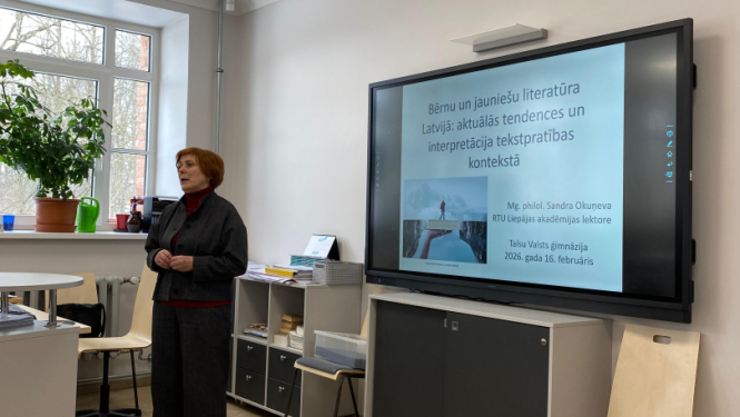 Pedagogu profesionālās pilnveides kursos aktualizē bērnu un jauniešu literatūras tendences Latvijā