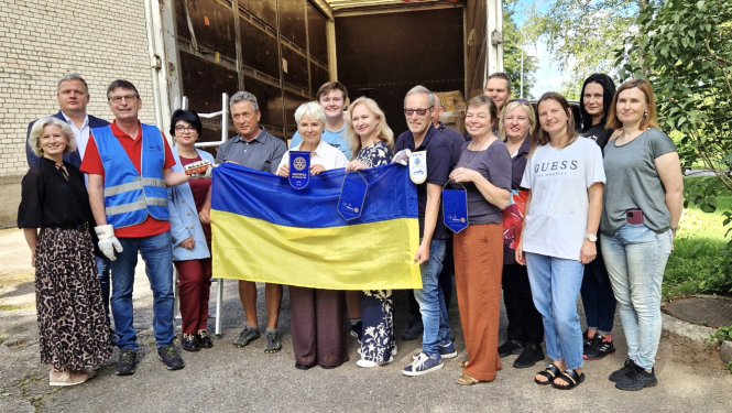 Vācijas Rotary klubs atved humāno palīdzību ukraiņiem