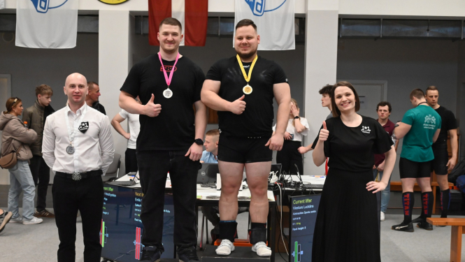 Dundagas sporta klubam „Dandijs” godalgas Vidzemes čempionātā spēka trīscīņā