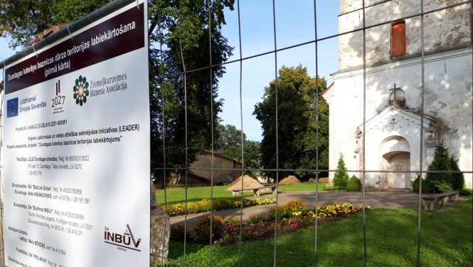 Dundagas evaņģēliski luteriskā baznīcas teritorijas labiekārtojuma būvdarbi