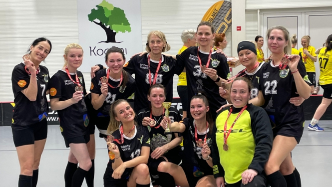 Jaunizveidotā FK „Talsi” sieviešu florbola komanda