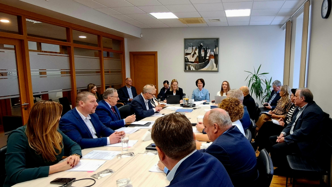 Kurzemes plānošanas reģiona Attīstības padomes sēdē diskutē ar Vides aizsardzības un reģionālās attīstības ministri par aktualitātēm un atskatās uz reģiona paveikto 2023.gadā un plānoto 2024. gadā