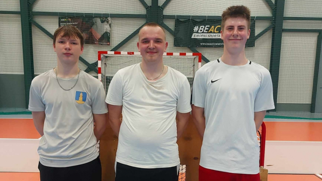 Mērsraga meistarsacīkšu florbolā 4. posms