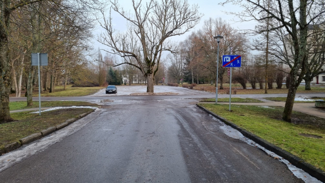 Ceļazīme „Dzīvojamā zona” Laidzē