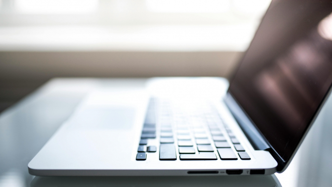 Pieteikšanās mācībām nodarbinātajiem ilustratīvs attēls