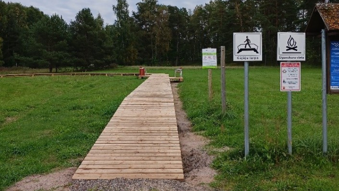 Pastaigu laipa Valgalciemā