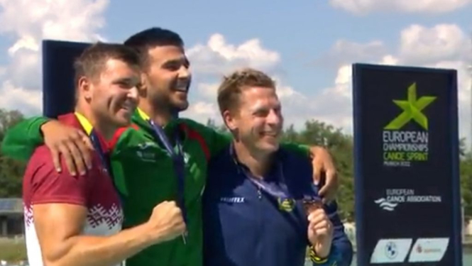 Vicečempiona tituls Robertam Akmenim