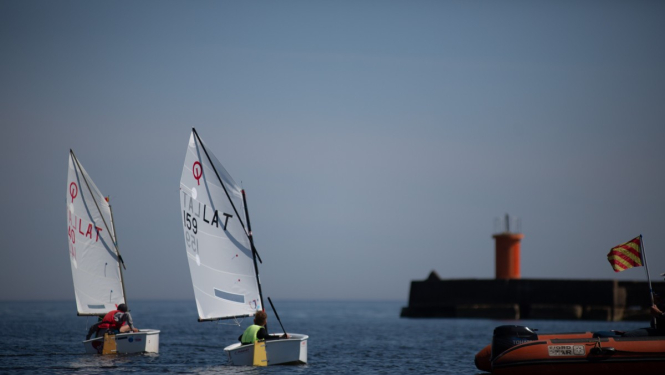 Sezonas atklāšanas sacensības burāšanā Rojā