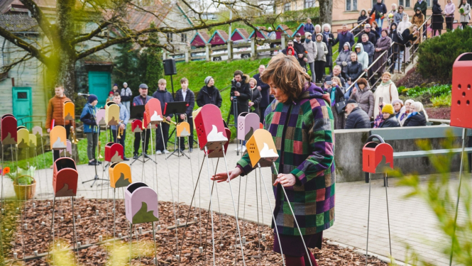 Skaņu stara atklāšana Talsos, Lielajā ielā