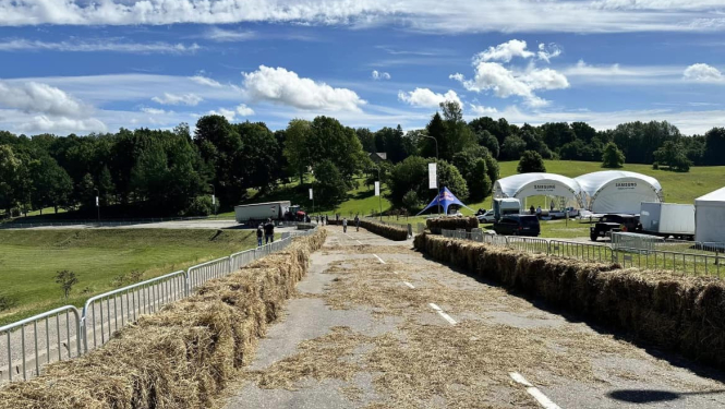 Iespēja bez maksas saņemt siena ķīpas no Red Bull Soapbox Race